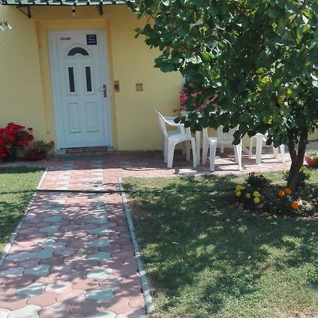 Apartman Peric Ðakovo Zewnętrze zdjęcie