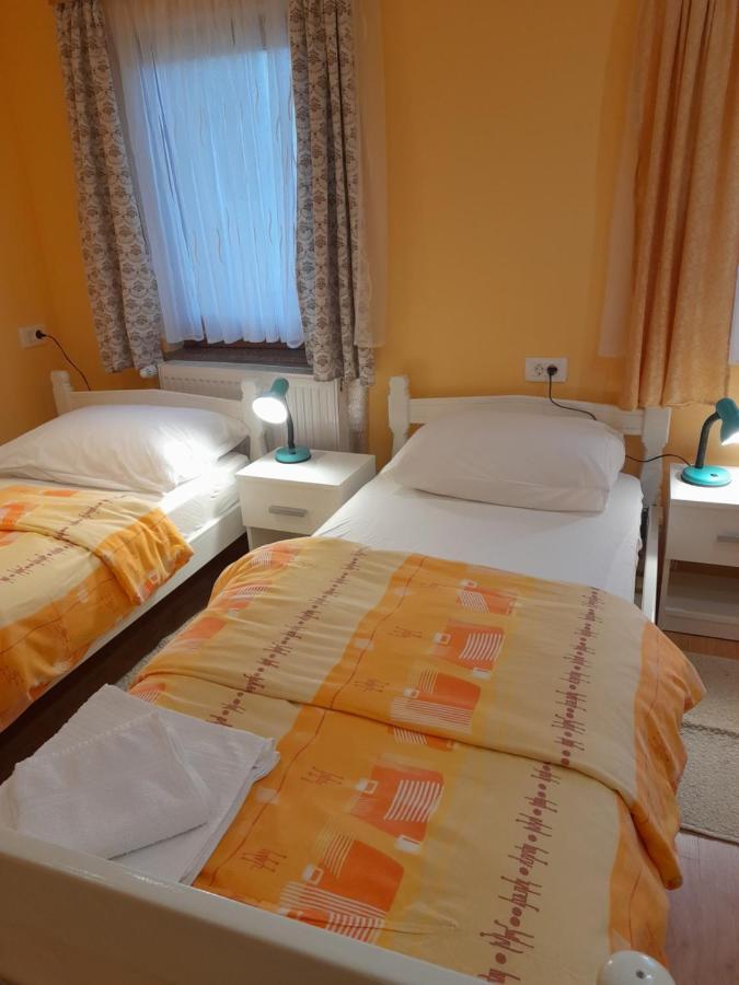 Apartman Peric Ðakovo Zewnętrze zdjęcie