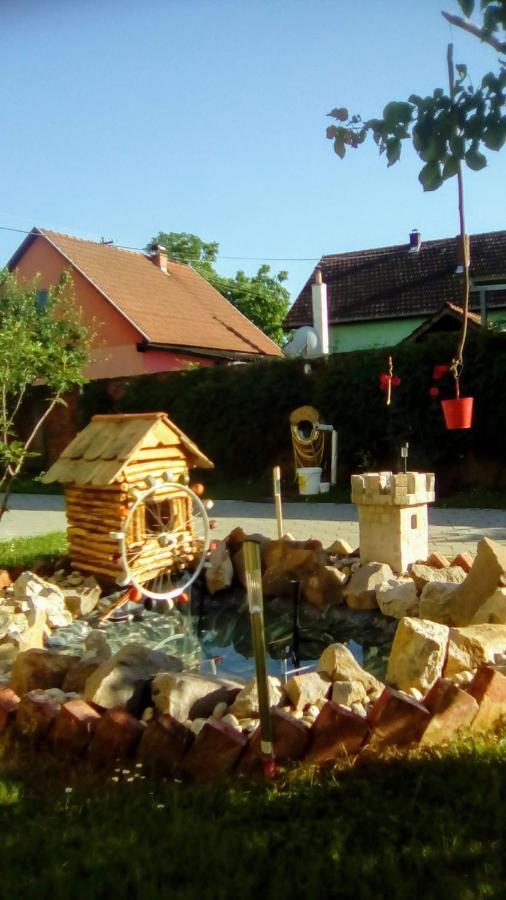 Apartman Peric Ðakovo Zewnętrze zdjęcie
