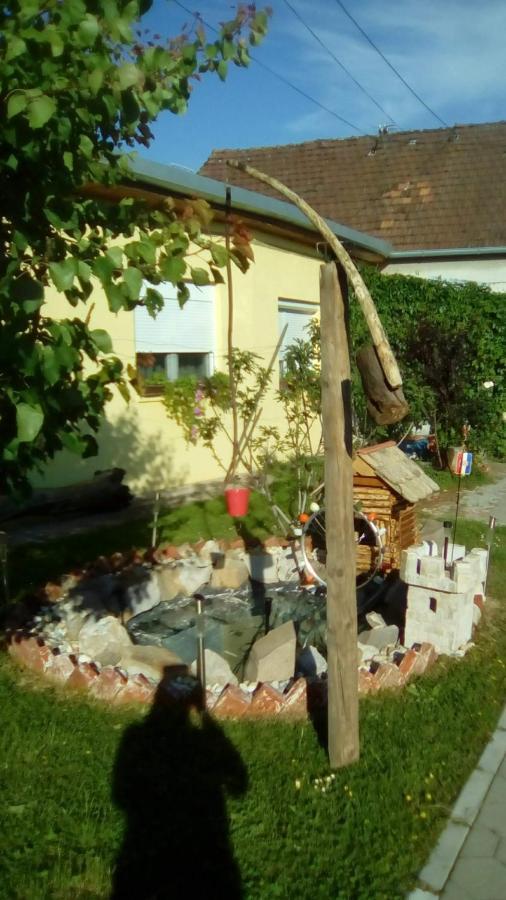 Apartman Peric Ðakovo Zewnętrze zdjęcie